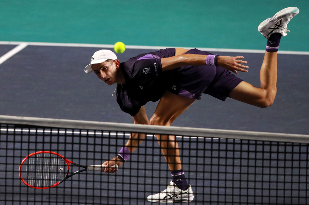 而西班牙人 而西班牙人