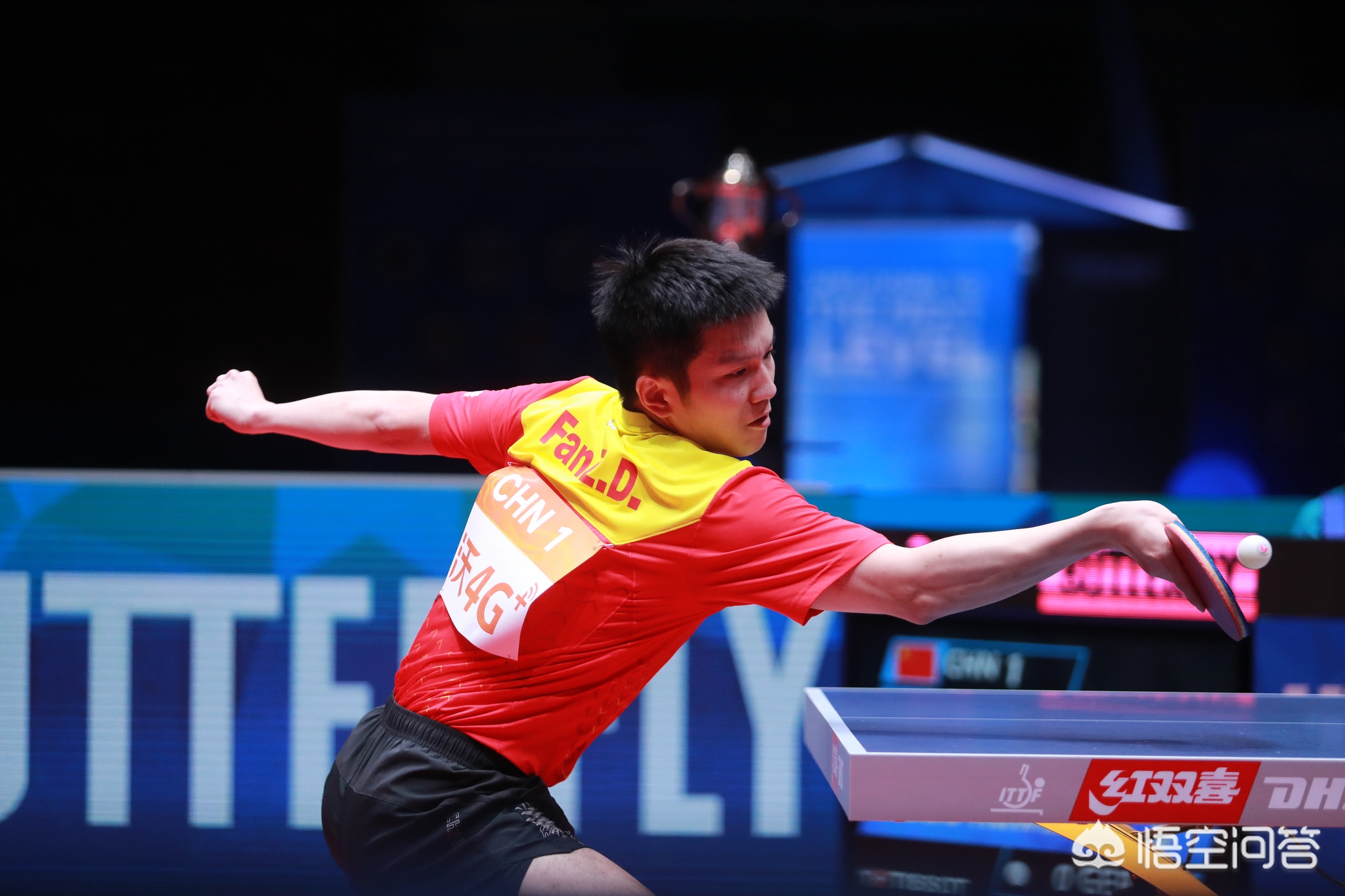 通过中场的 通过中场的